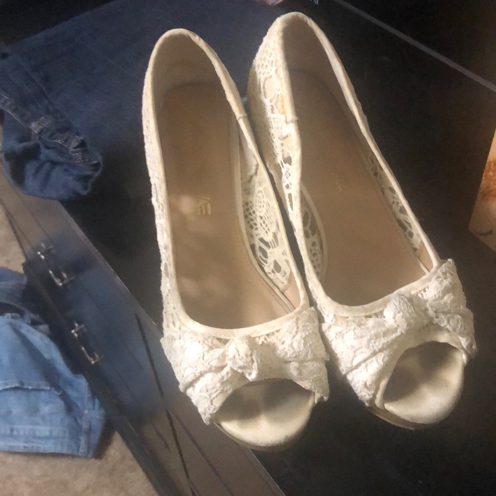 Lace wedge heels